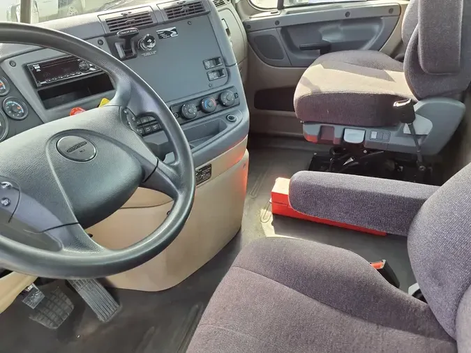 2019 FREIGHTLINER/MERCEDES CASCADIA 125