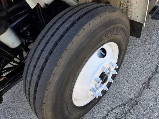 2019 International 4300