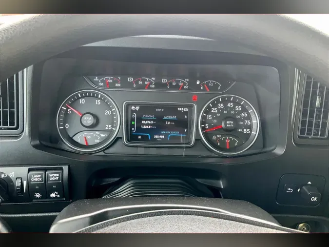 2021 INT LT625 6x4