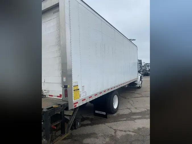 2020 Freightliner M2 106