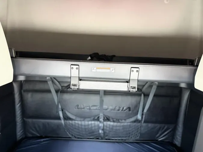 2023 Freightliner Cascadiae3853946e91476962e8dd5eb956deaa1