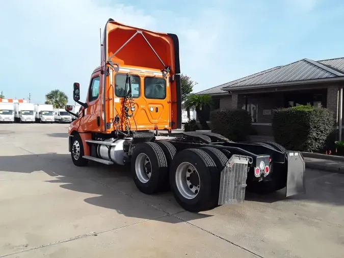 2019 FREIGHTLINER NEW CASCADIA PX12664