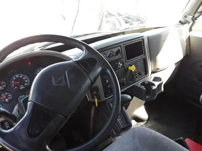 2019 NAVISTAR INTERNATIONAL 4300