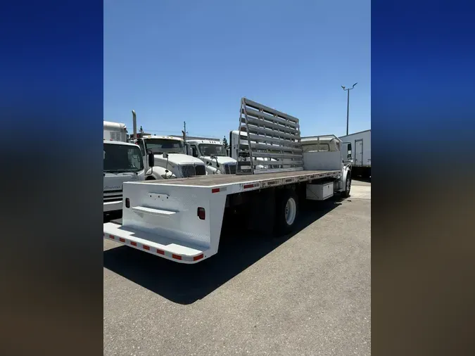 2016 FREIGHTLINER M2 106