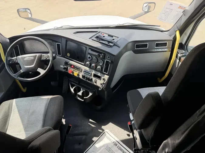 2021 Freightliner Cascadia