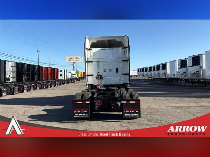 2022 INTERNATIONAL LT