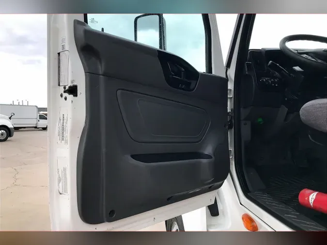 2021 INT LT625 6x4