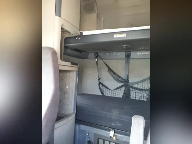 2019 FREIGHTLINER CASCADIA 125