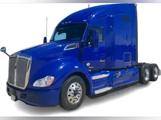 2022 Kenworth T680