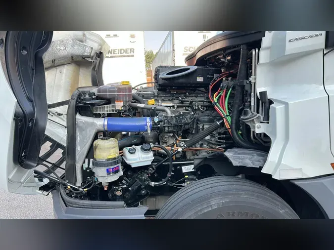 2022 Freightliner Cascadia