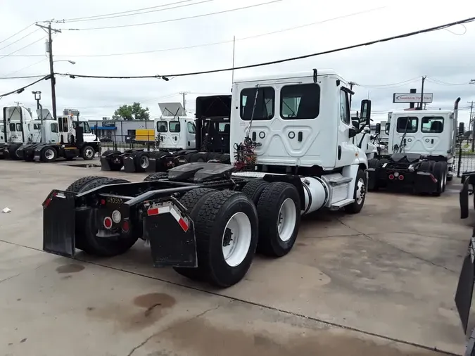 2020 FREIGHTLINER CASCADIA 125