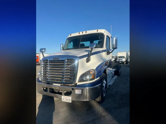 2018 FREIGHTLINER/MERCEDES CASCADIA 125e399f1a9d3687c8521564e1a936e01ed