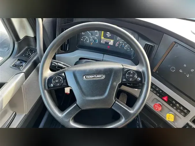 2020 FREIGHTLINER CA126