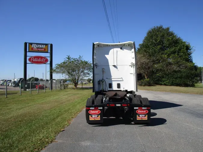 2021 Peterbilt 579e39b5b2e9c7d66970793f2b485d33a16