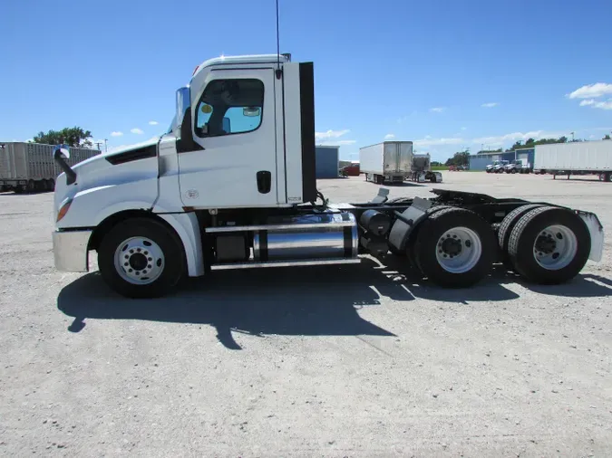 2020 Freightliner Cascadia
