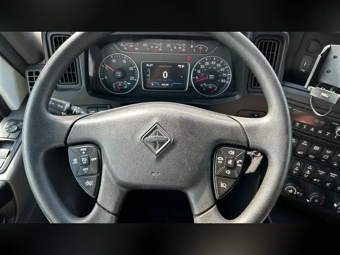 2022 INTERNATIONAL LT625