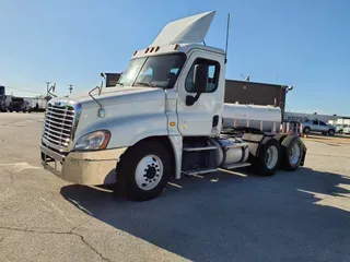 2018 FREIGHTLINER/MERCEDES CASCADIA 125