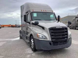 2021 Freightliner Cascadia 126