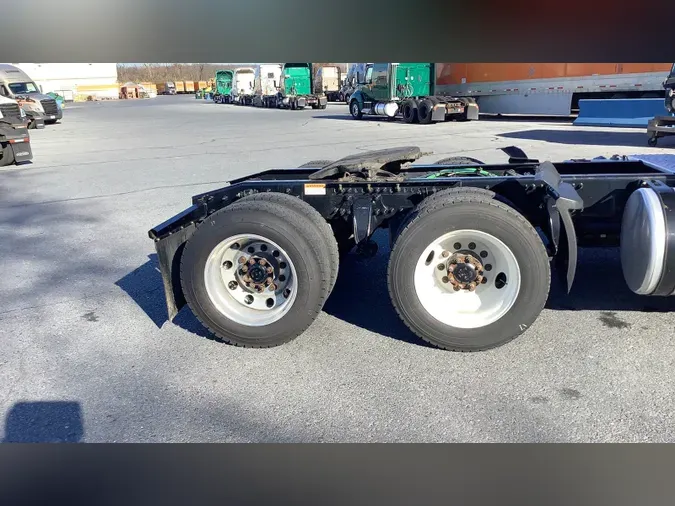 2019 Freightliner Cascadia 126