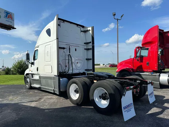 2019 FREIGHTLINER CASCADIA