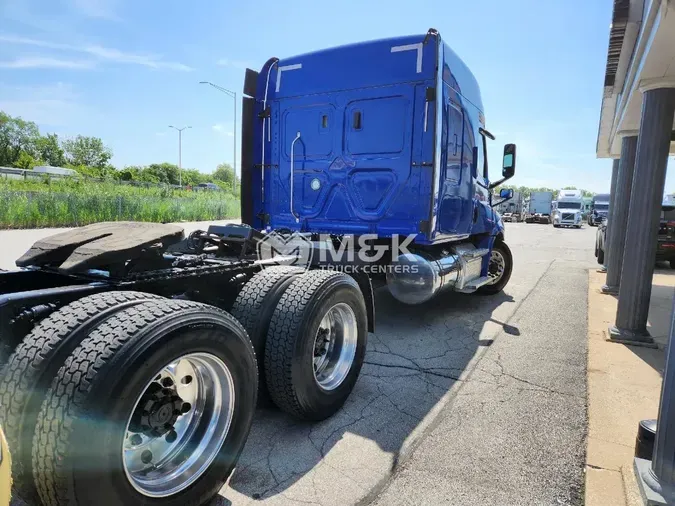 2020 FREIGHTLINER Cascadia 126