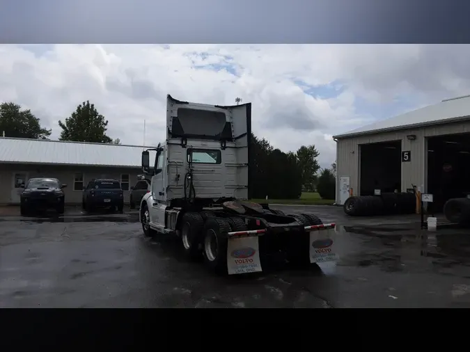2019 Volvo VNL300