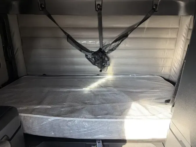 2022 Freightliner Cascadiae3b28f47c3d5a1f4464d7e05c53df570