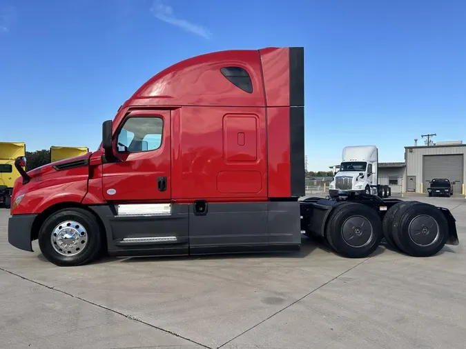 2021 Freightliner Cascadia