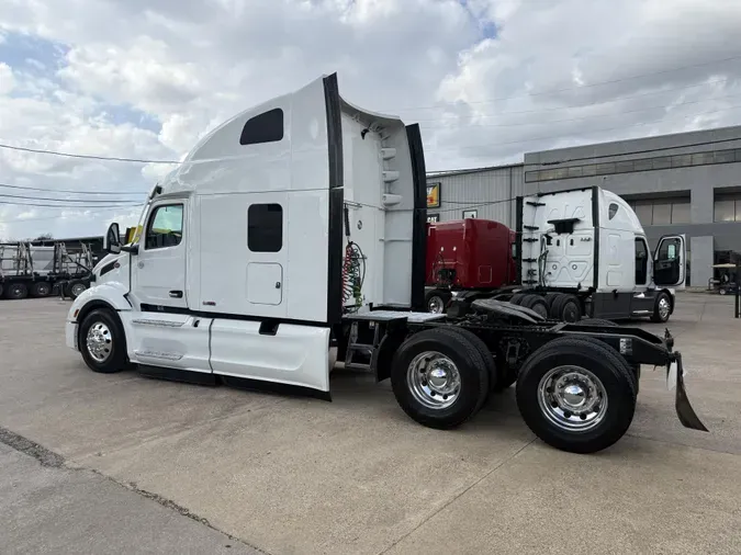 2024 Peterbilt 579