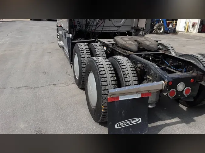 2021 Freightliner Cascadia
