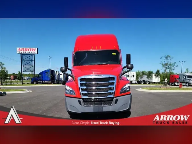 2022 FREIGHTLINER CA126