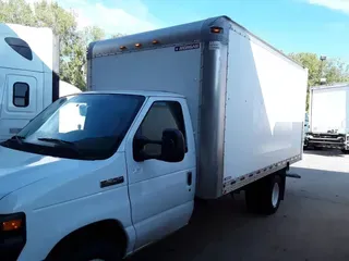 2017 FORD MOTOR COMPANY E350