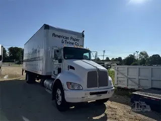 2017 KENWORTH T370