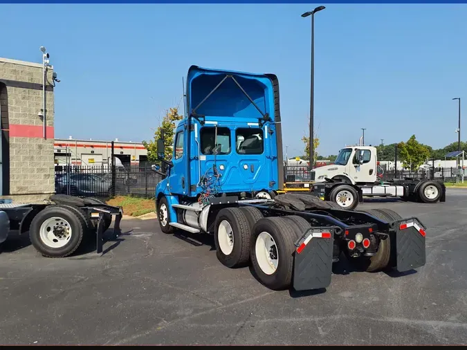 2019 FREIGHTLINER/MERCEDES NEW CASCADIA PX12664
