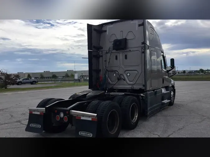 2021 Freightliner Cascadia