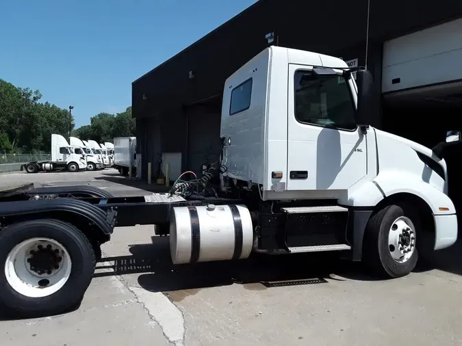 2020 VOLVO VNL64T-300e3c544f3b78322f2f88339ea7f0d2466