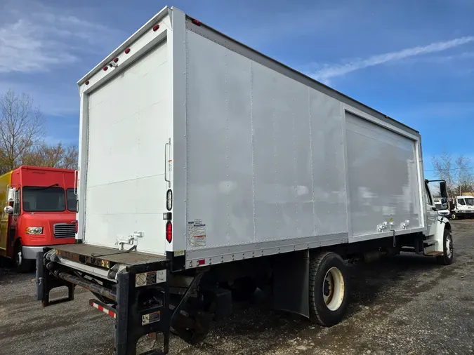 2016 FREIGHTLINER/MERCEDES M2 106