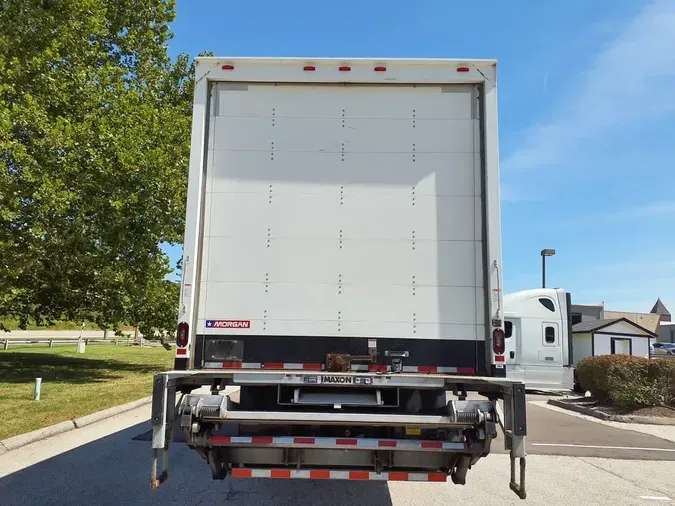 2019 FREIGHTLINER M2 106