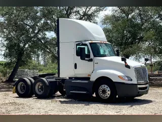 2021 INT LT625 6x4