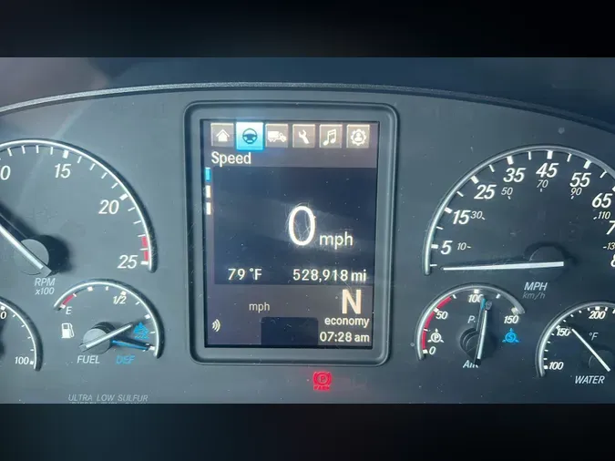 2022 Freightliner Cascadia 126