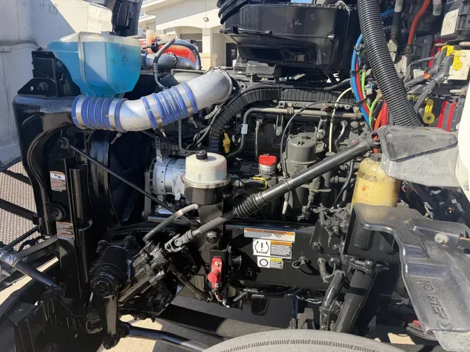 2021 Peterbilt 579e3d0659b0a5f7c9568dae108a0c81739