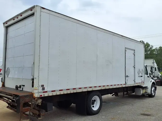 2017 FREIGHTLINER M2 106