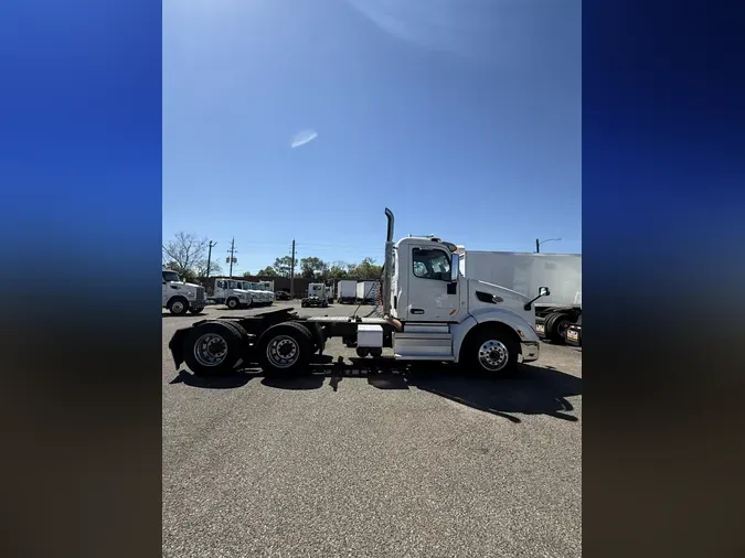 2020 Peterbilt 579