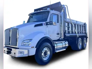 2024 Kenworth T880