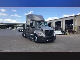 2022 International LT