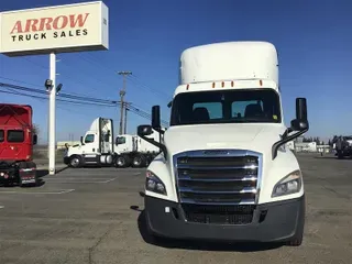 2020 FREIGHTLINER CA126