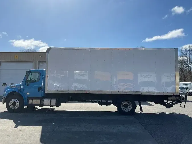 2018 Freightliner M2