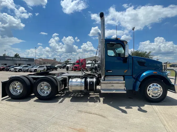 2019 PETERBILT 567