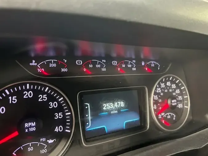 2020 NAVISTAR INTERNATIONAL MV607 (4X2)