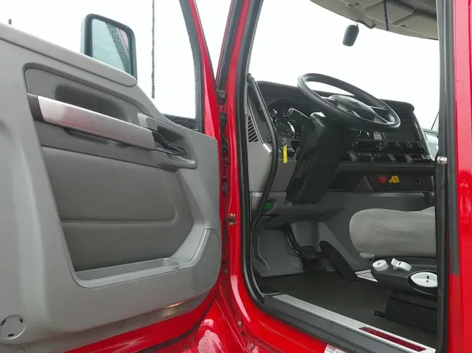 2019 Kenworth T680